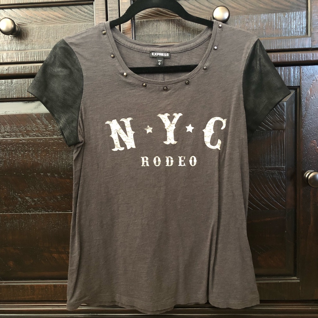 Express Tee